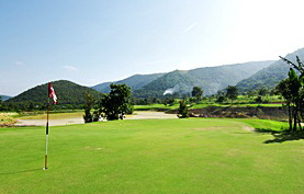 Artitaya Golf & Resort